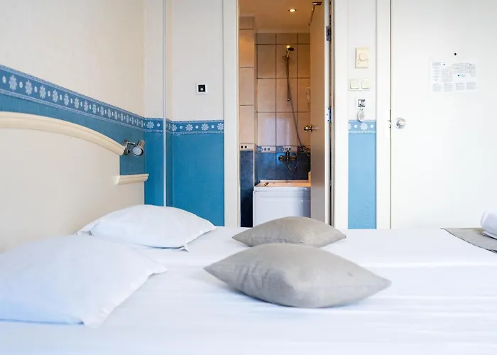 Aphrodite (adults Only)